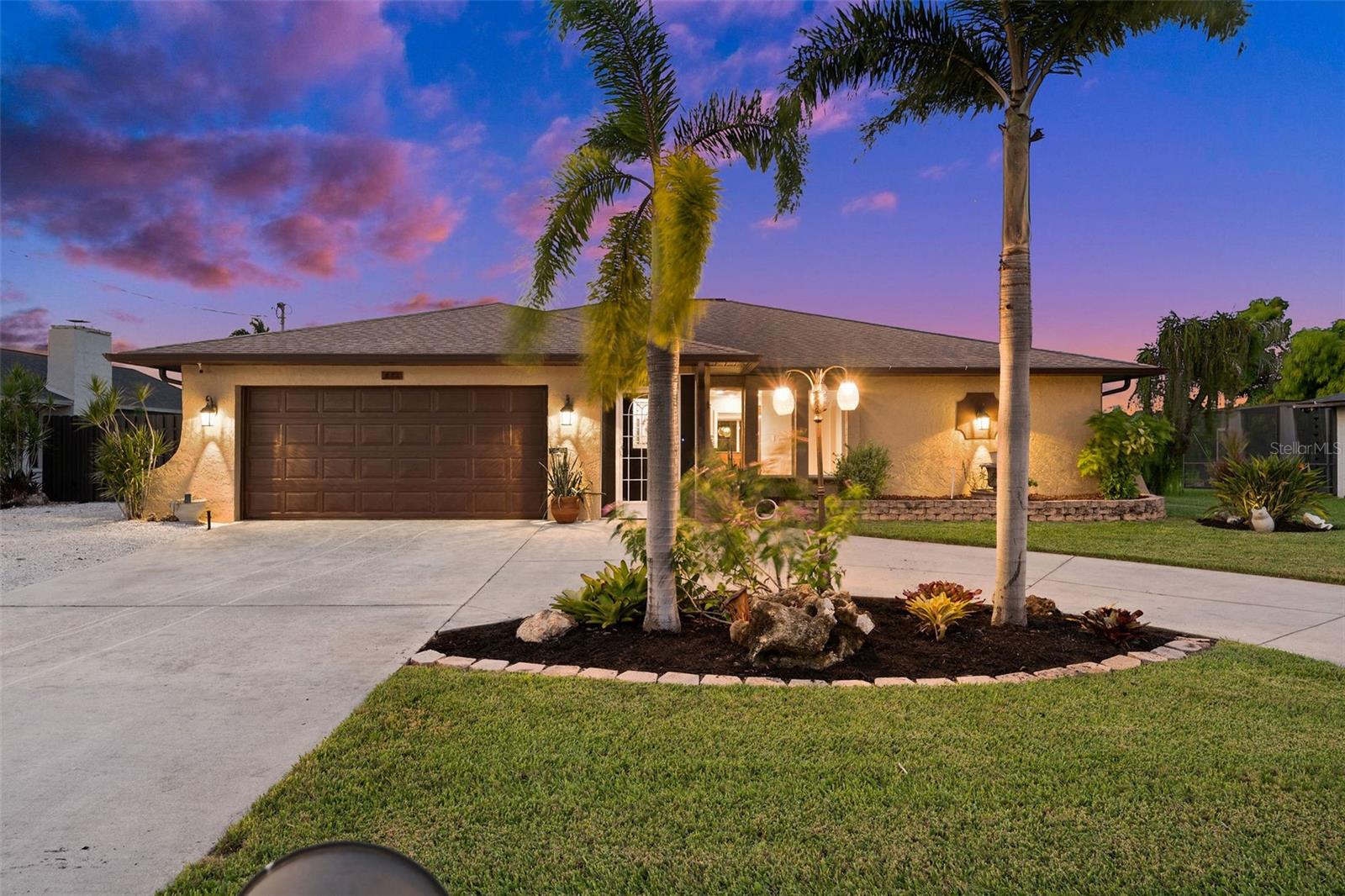 617 Se 28th Ter, Cape Coral, FL 33904