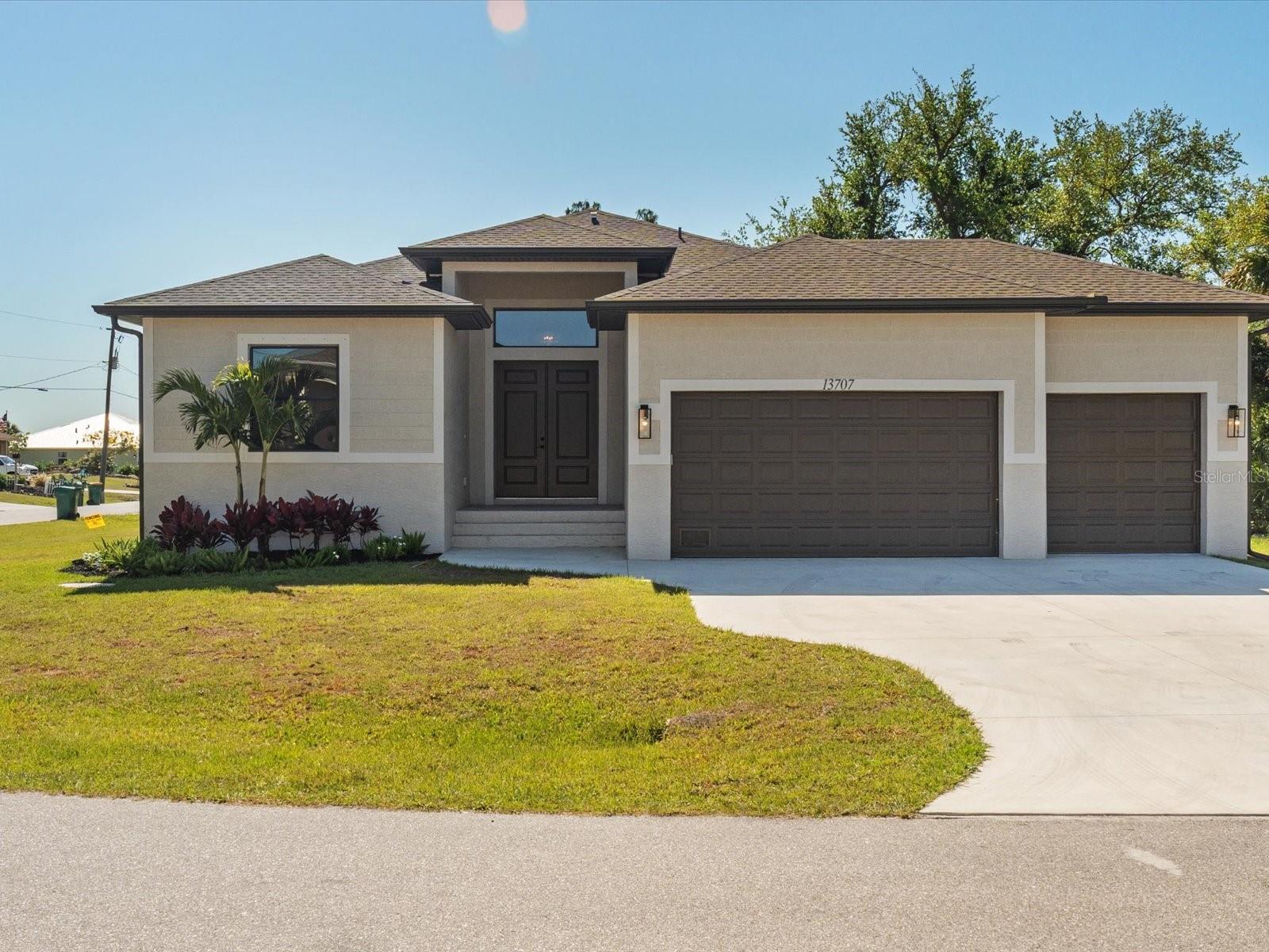 13707 Begonia Cir, Port Charlotte, FL 33981