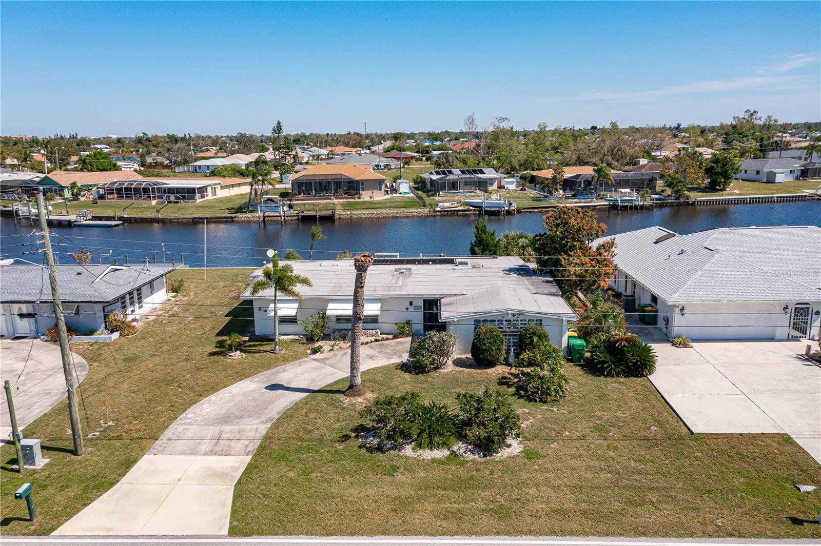 217 W Tarpon Blvd Nw, Port Charlotte, FL 33952