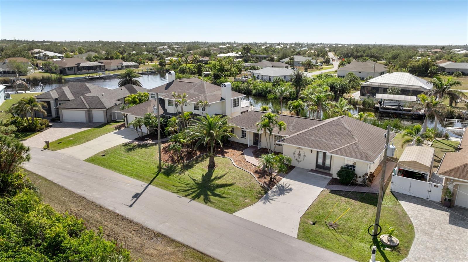 9458 Snapper Cir, Port Charlotte, FL 33981