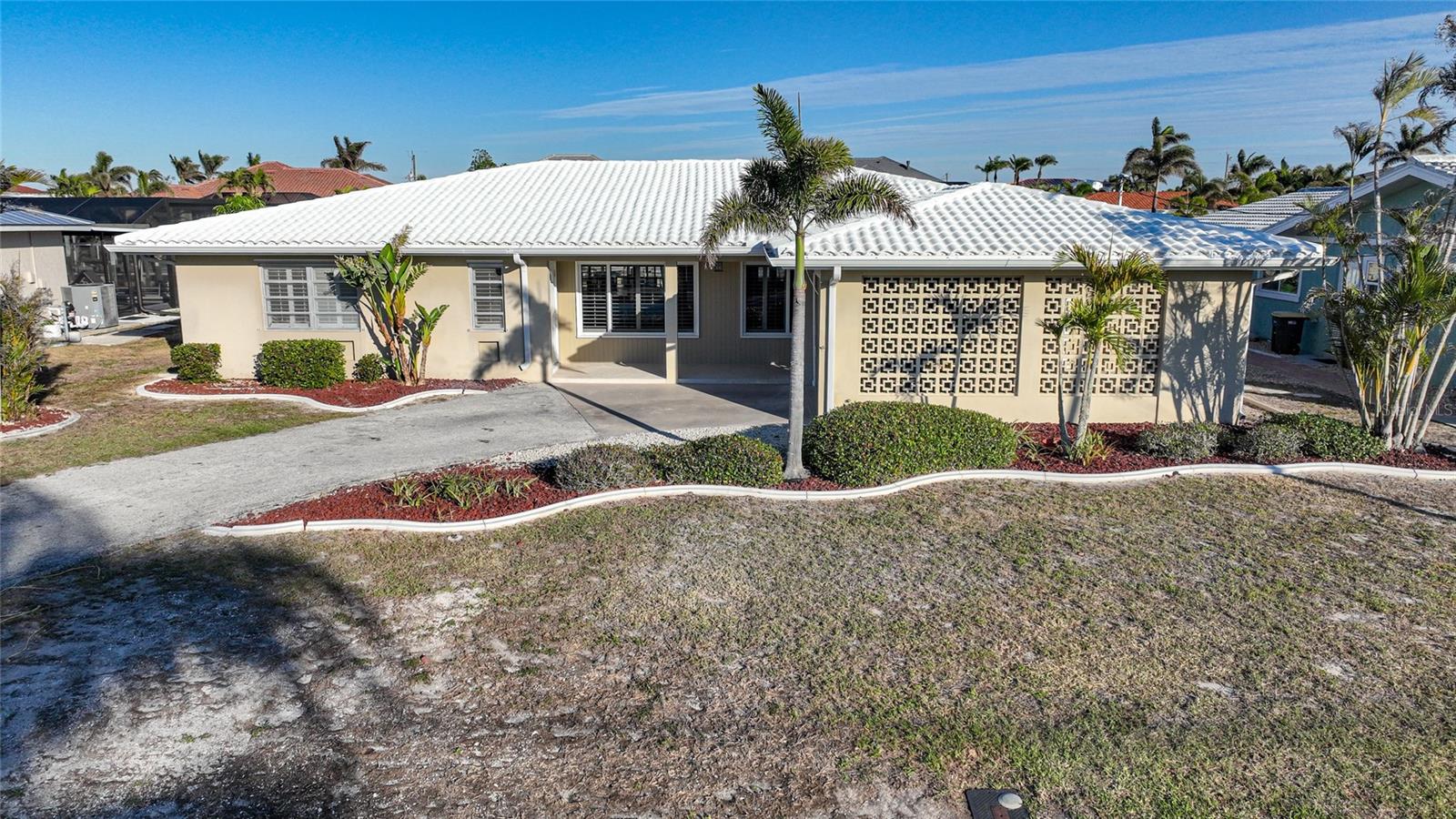 66 Ocean Dr, Punta Gorda, FL 33950