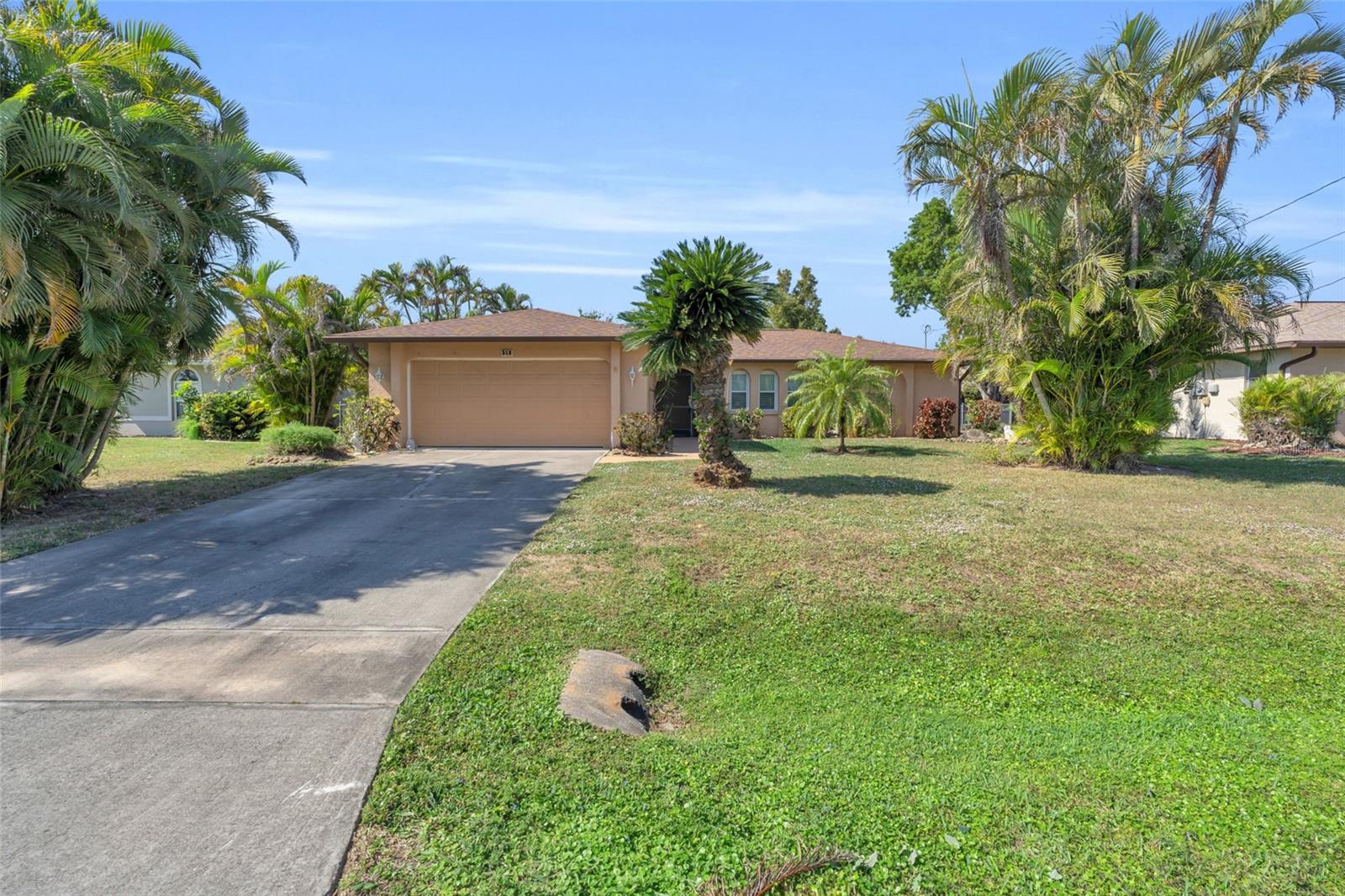 512 Se 17th Pl, Cape Coral, FL 33990
