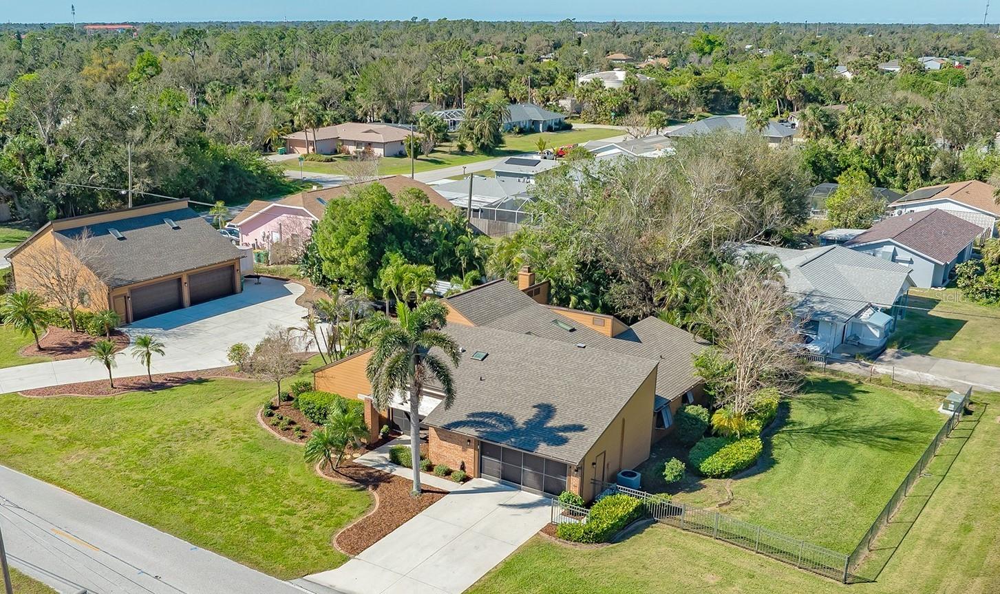 1525 Hinton St, Port Charlotte, FL 33952