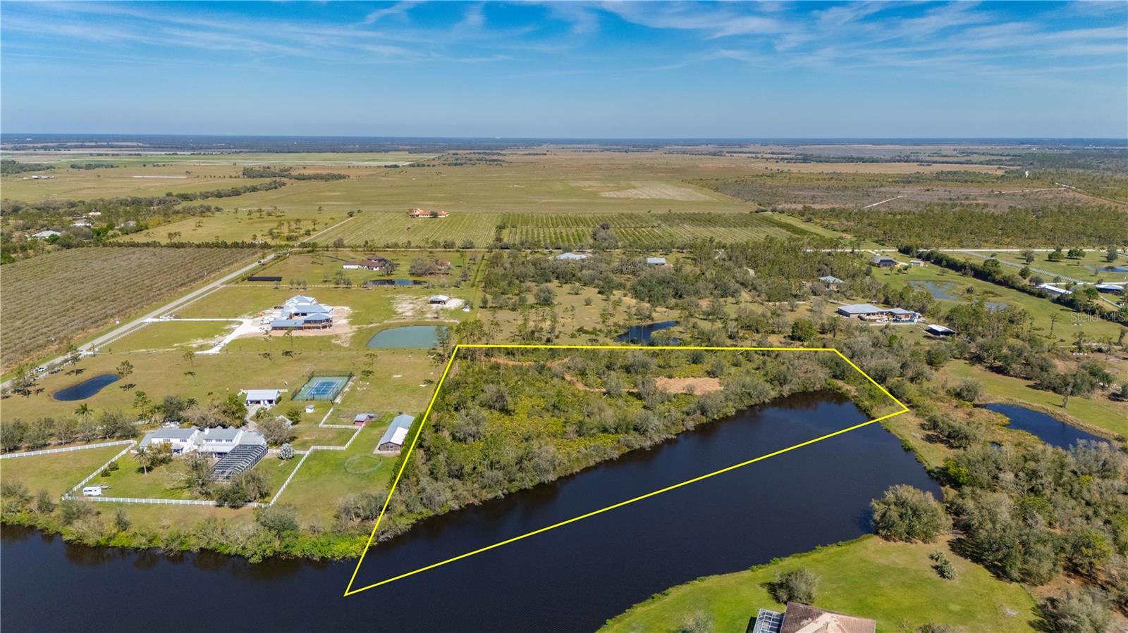 33280 Washington Loop Rd, Punta Gorda, FL 33982