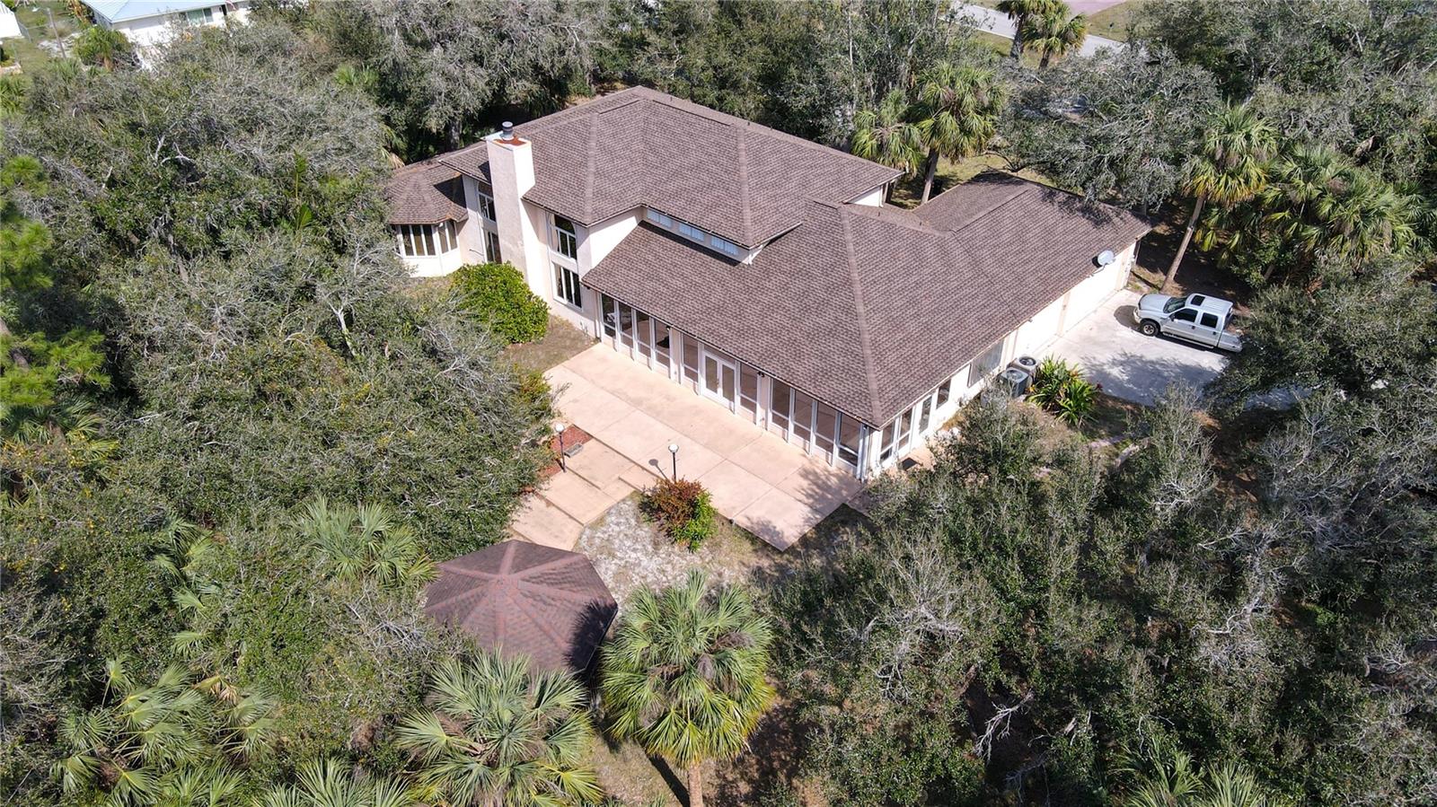 1055 Yorkshire St St, Port Charlotte, FL 33952