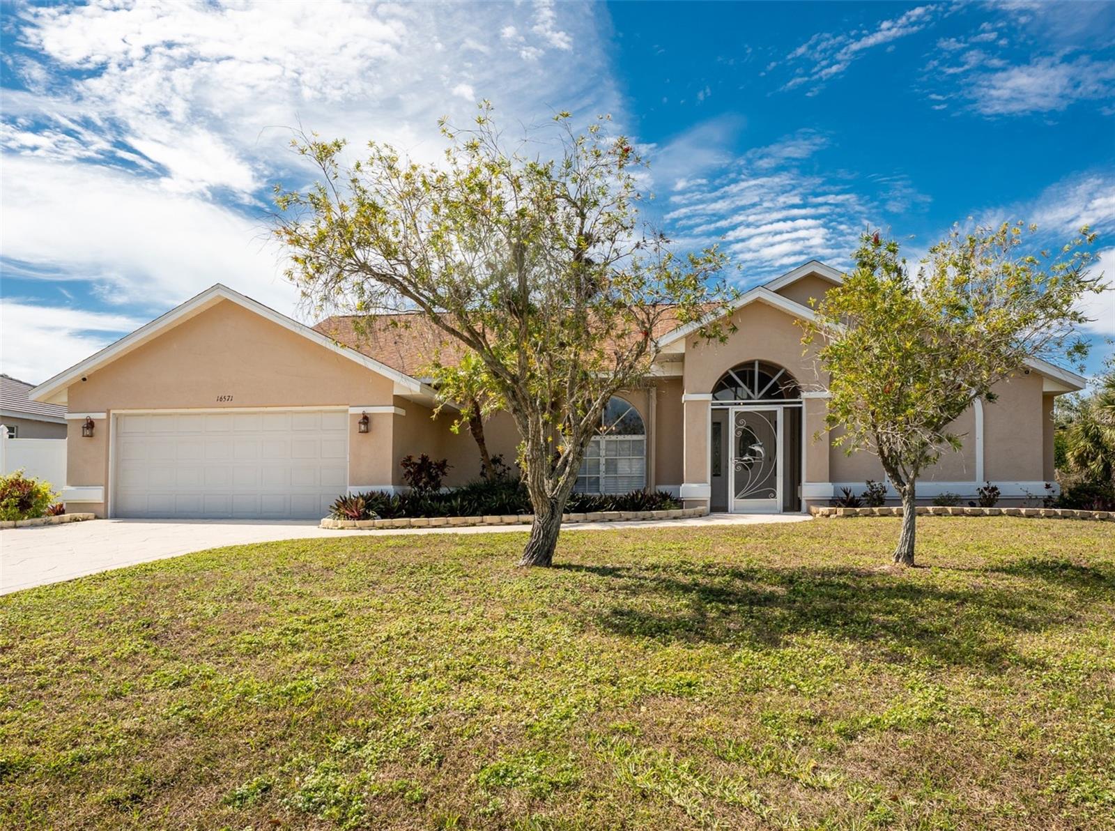 16571 Cape Horn Blvd, Punta Gorda, FL 33955