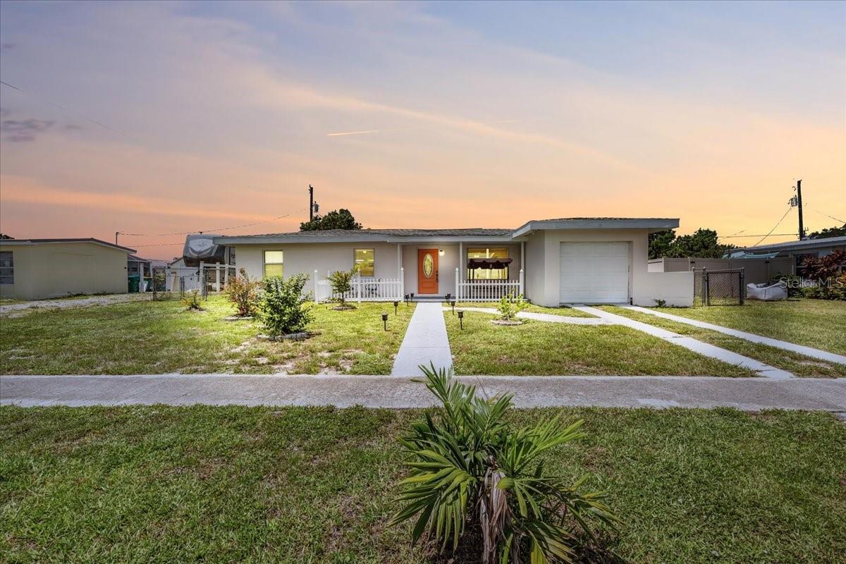 858 Conreid Dr Ne, Port Charlotte, FL 33952