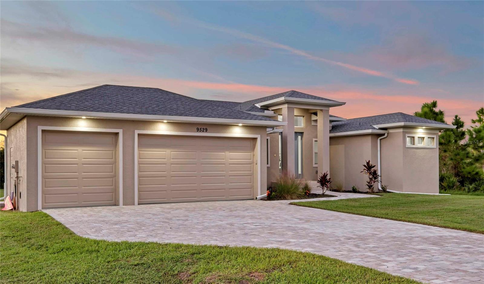 9529 Calumet Blvd, Port Charlotte, FL 33981