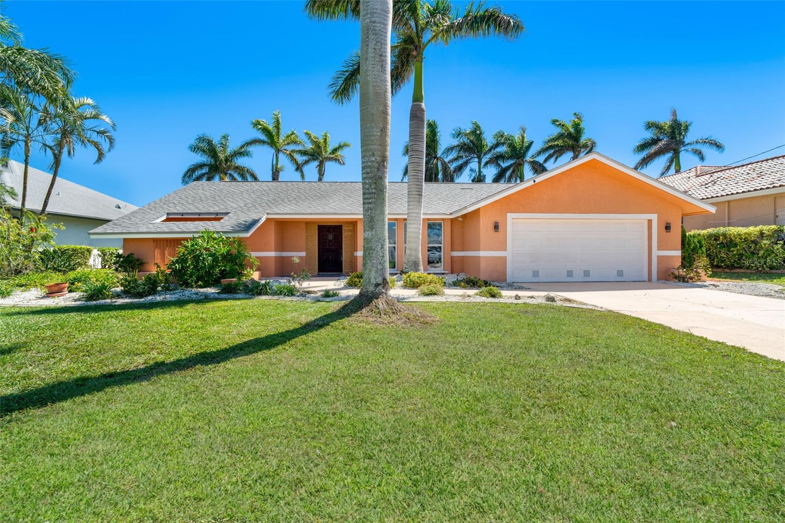 3913 Se 19th Ave, Cape Coral, FL 33904