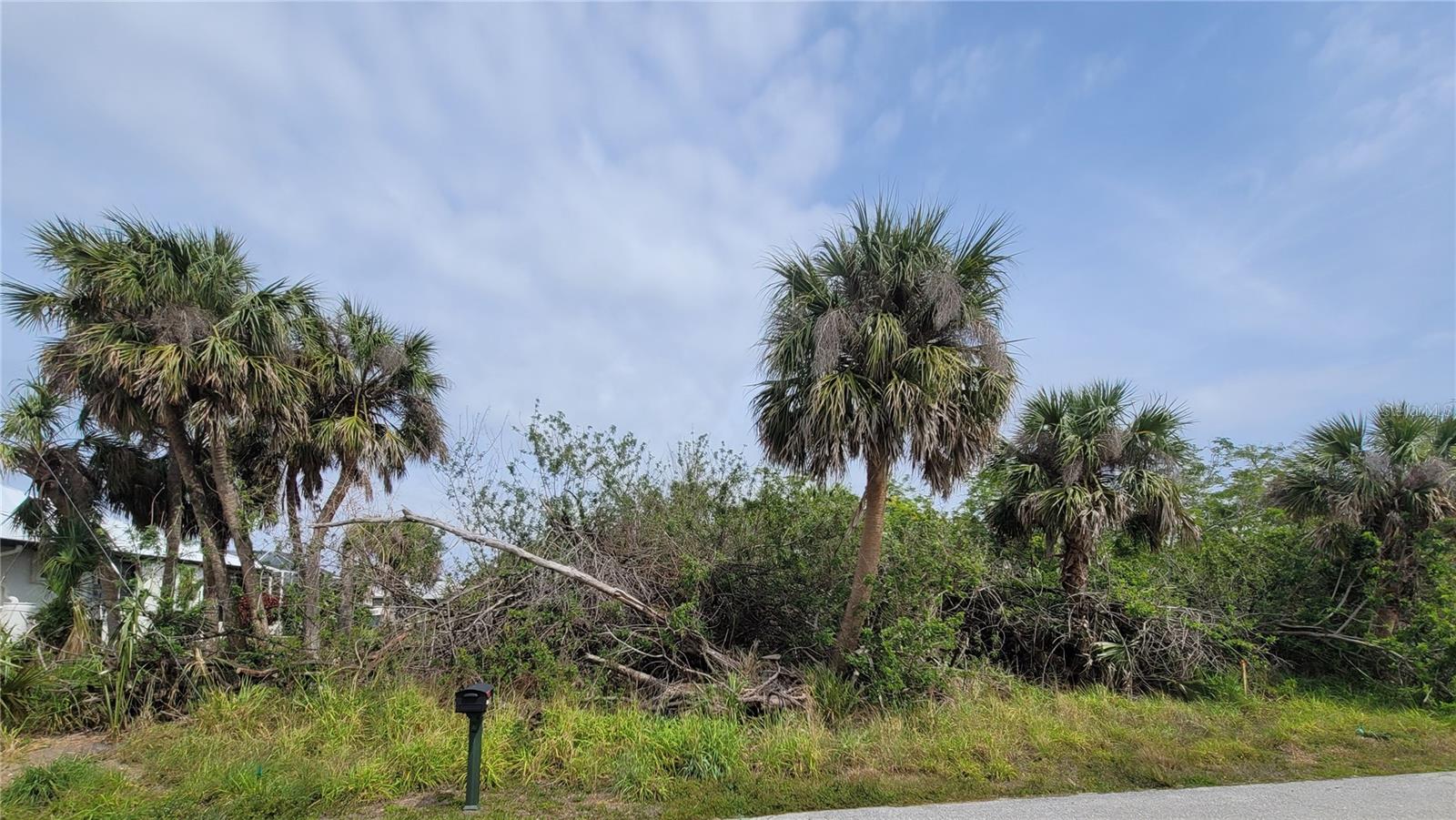 18562 Ashcroft Cir, Port Charlotte, FL 33948