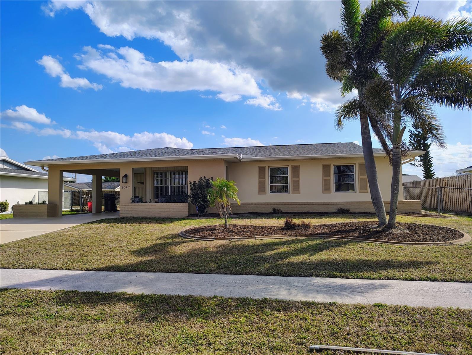 6327 Fabian Rd, North Port, FL 34287