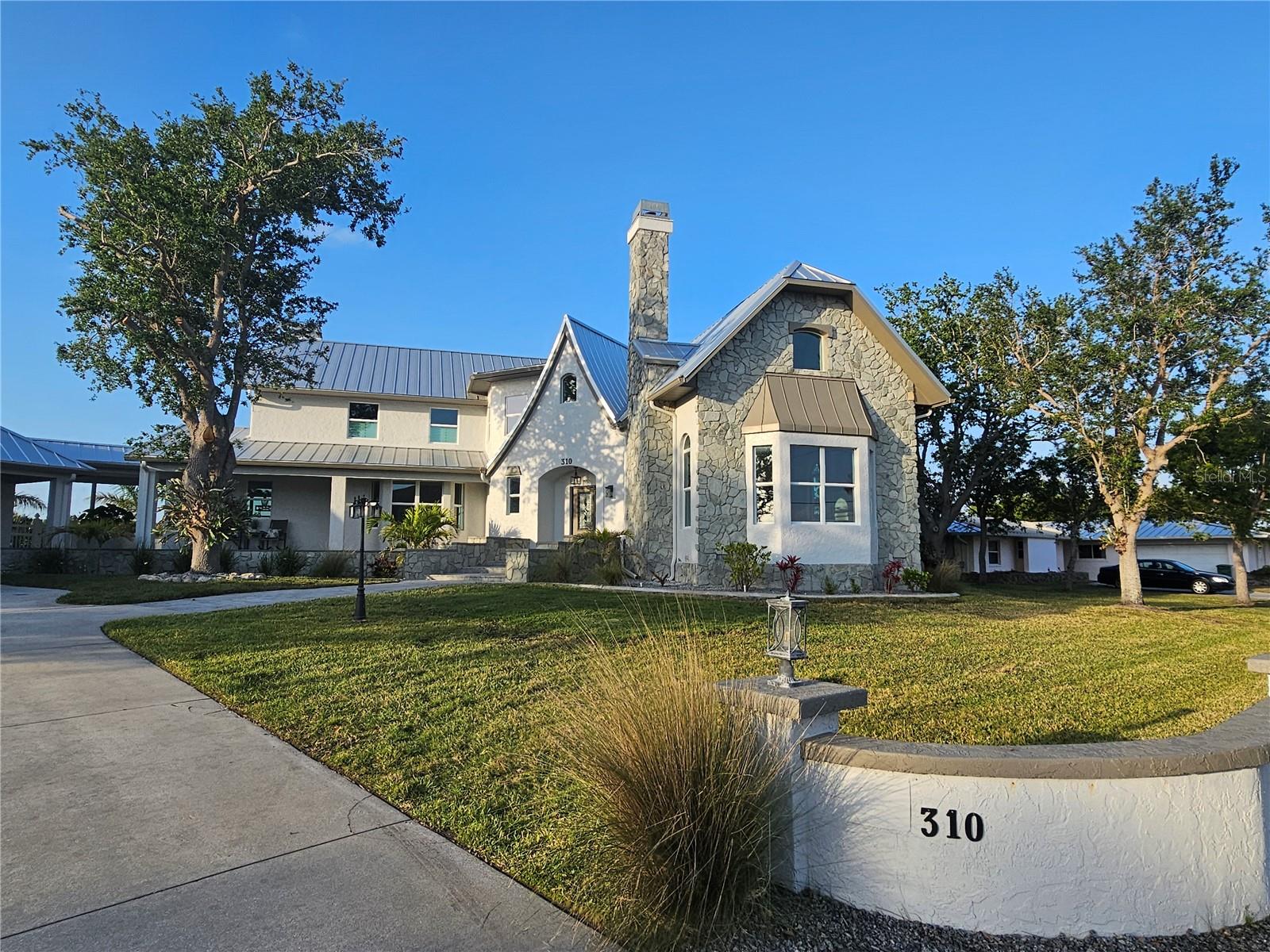 310 Severin Rd Se, Port Charlotte, FL 33952