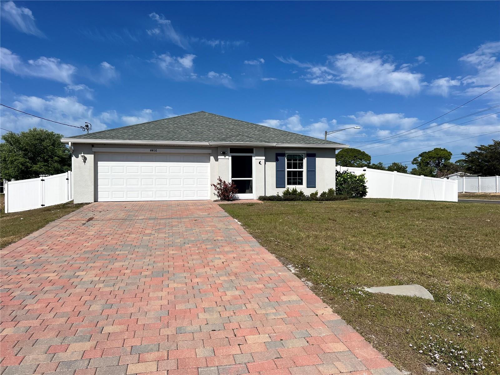 4416 Ne 22nd Ct, Cape Coral, FL 33909