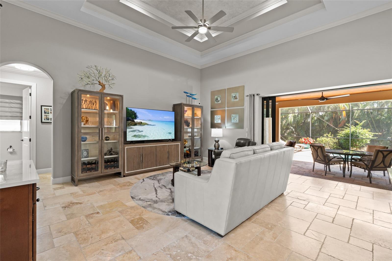2542 Sw 38th St, Cape Coral, FL 33914