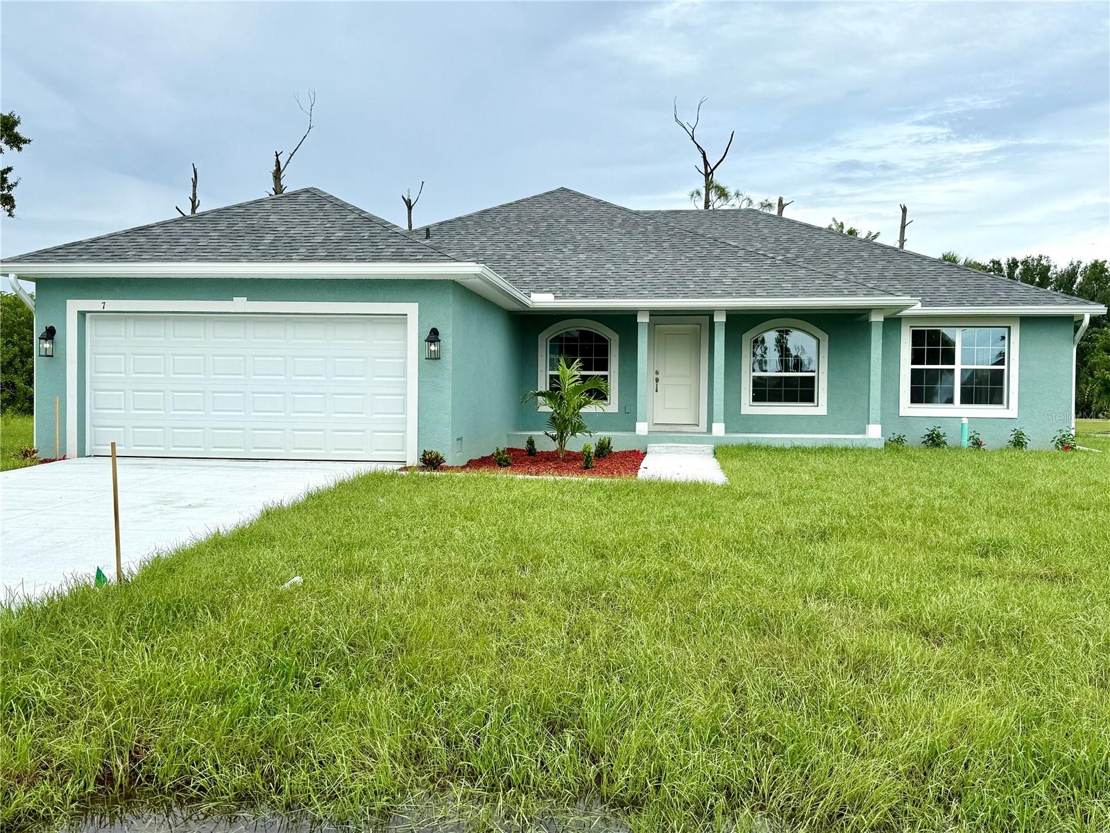 7 Pine Valley Ct, Rotonda West, FL 33947