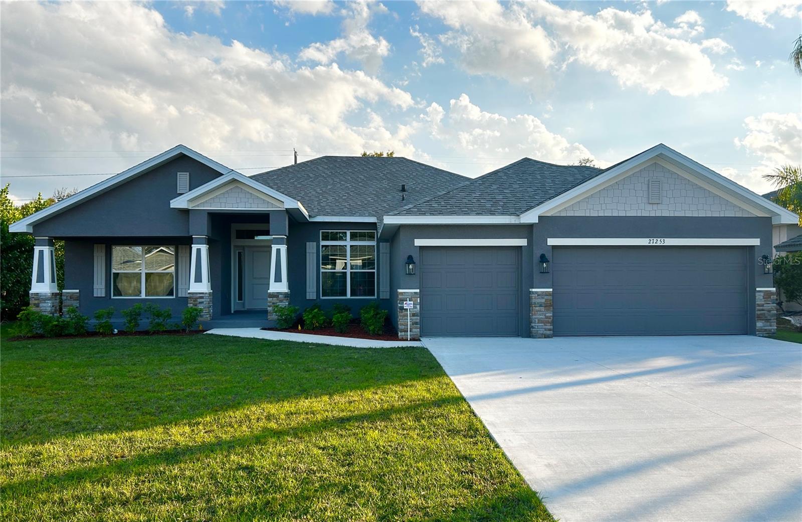 27253 Porto Nacional Dr, Punta Gorda, FL 33983