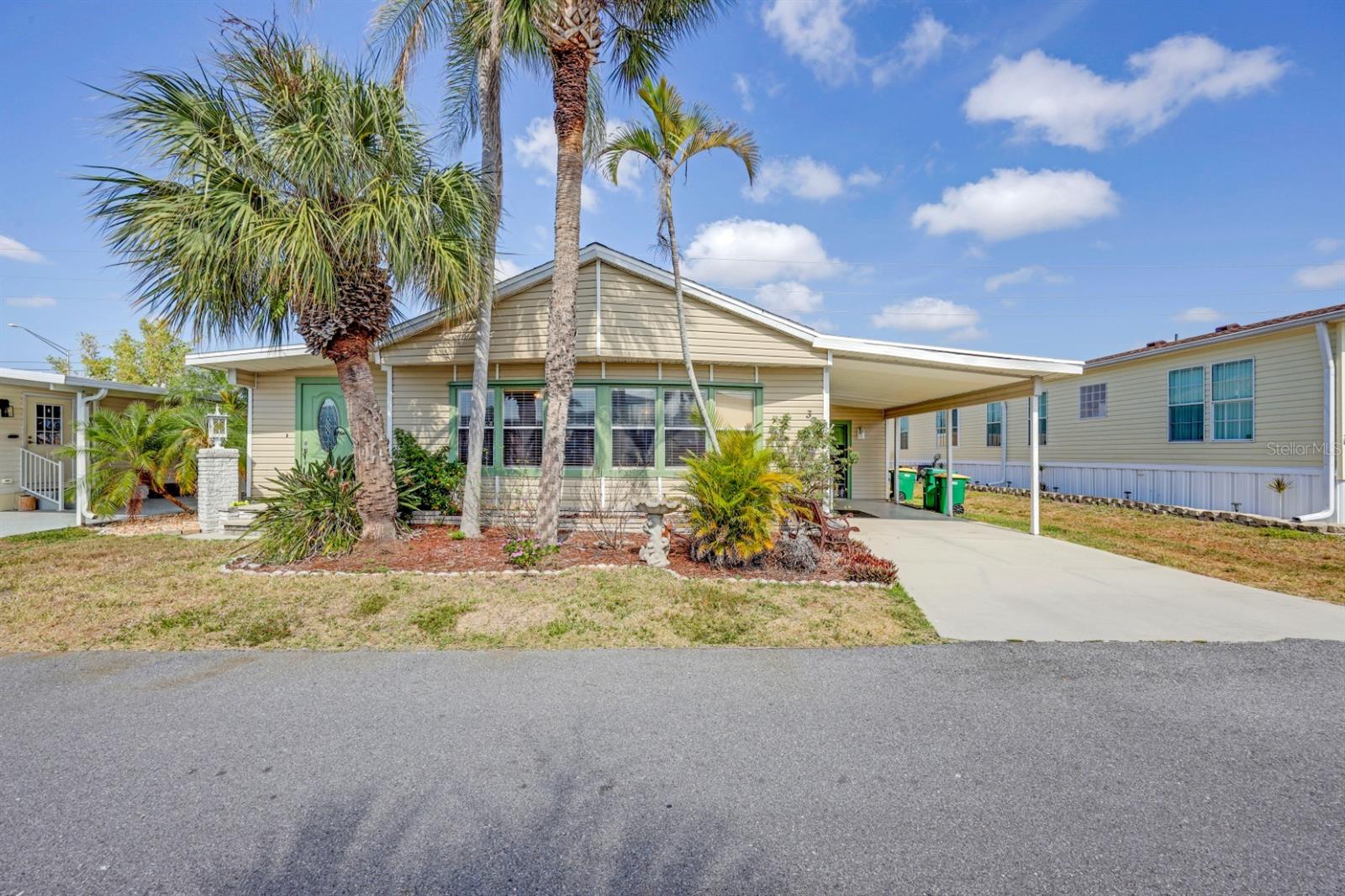 2100 Kings Hwy #37, Port Charlotte, FL 33980