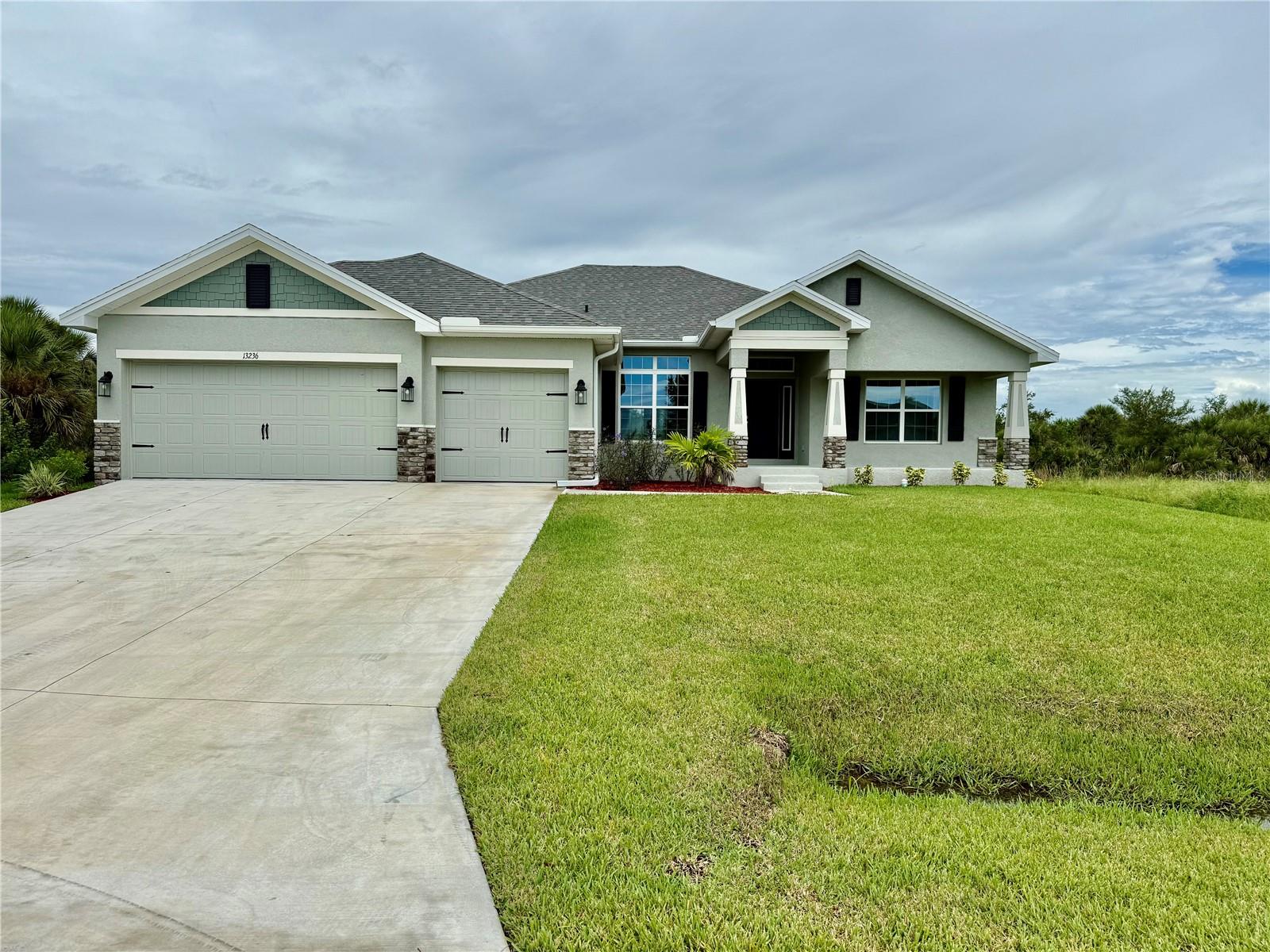 13236 Pace Cir, Port Charlotte, FL 33981