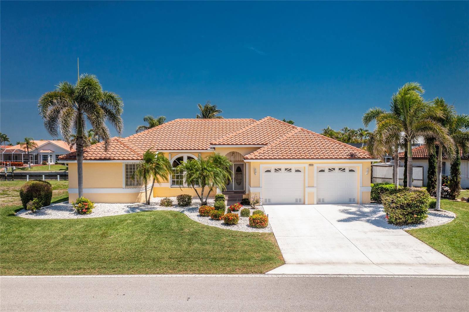 910 Via Tripoli, Punta Gorda, FL 33950