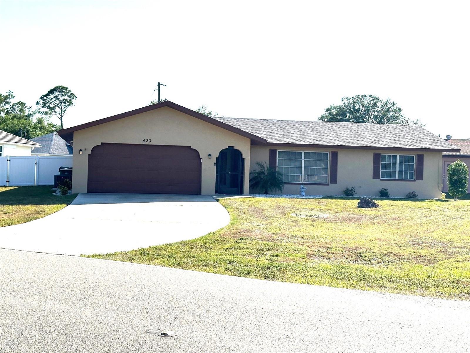 423 Yorkshire St, Port Charlotte, FL 33954