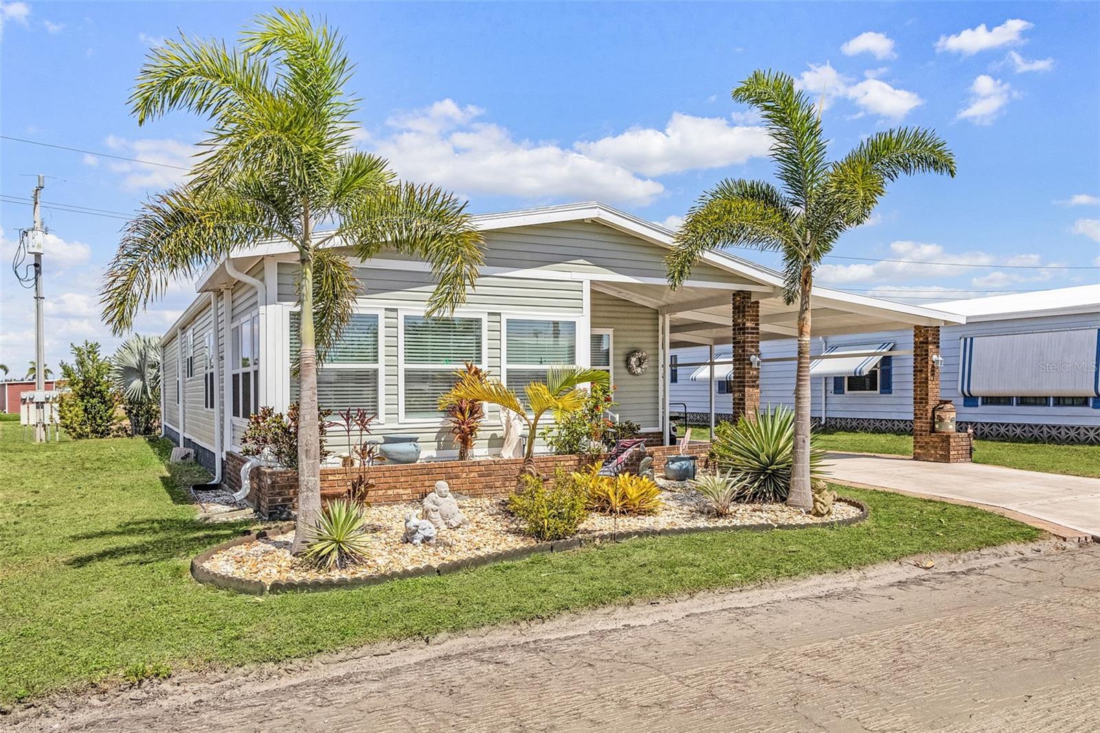 9126 Flamingo Cir, North Fort Myers, FL 33903