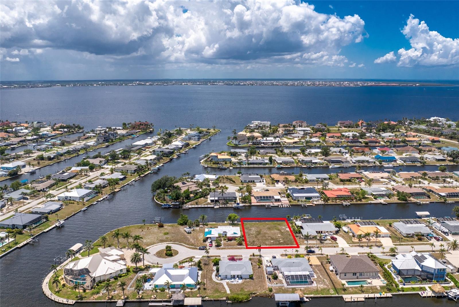 275 Stebbins Ter Se, Port Charlotte, FL 33952