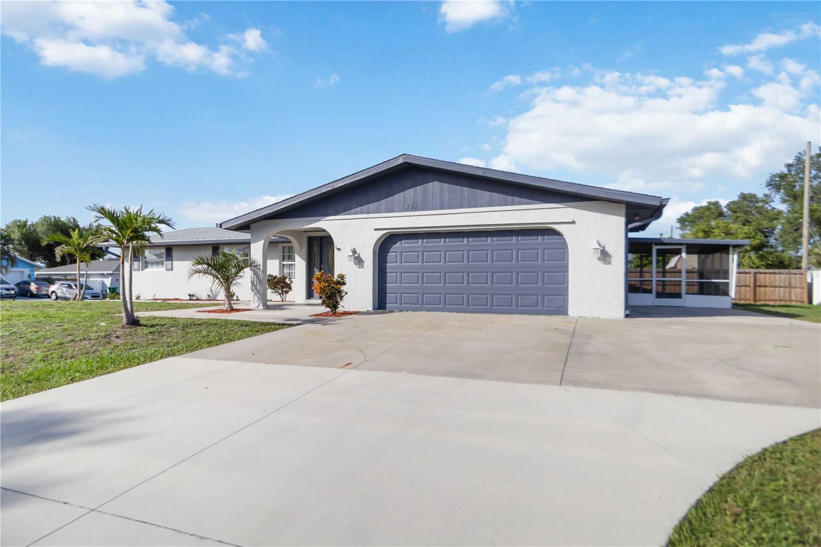 711 Forest Hill Ln Nw, Port Charlotte, FL 33948
