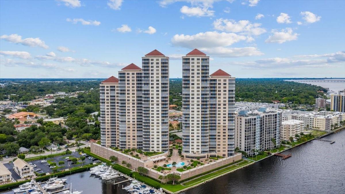 2104 W 1st St #1402, Fort Myers, FL 33901