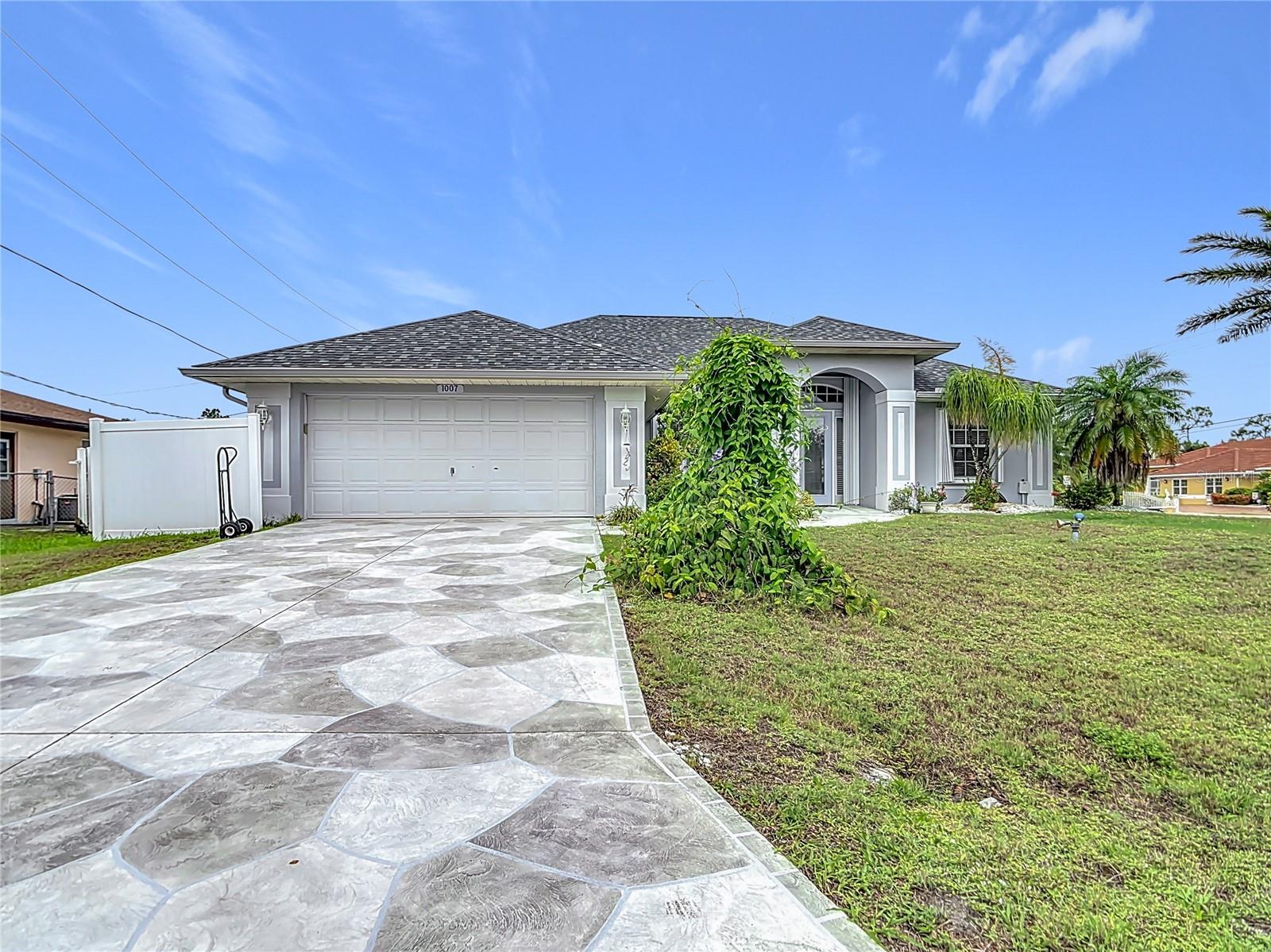 1007 Comstock St, Port Charlotte, FL 33952