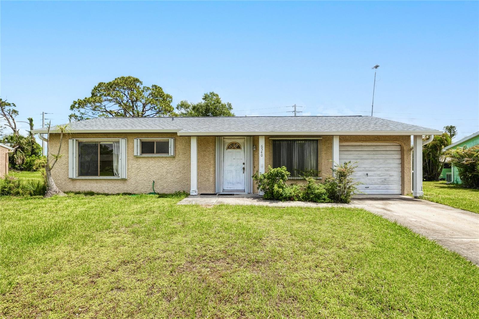 6540 Kenwood Dr, North Port, FL 34287