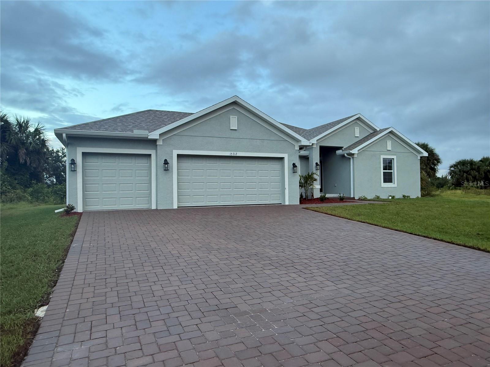 15712 Aldama Cir, Port Charlotte, FL 33981