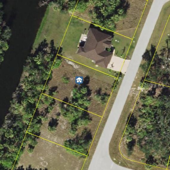 553 Pembroke Dr, Port Charlotte, FL 33954