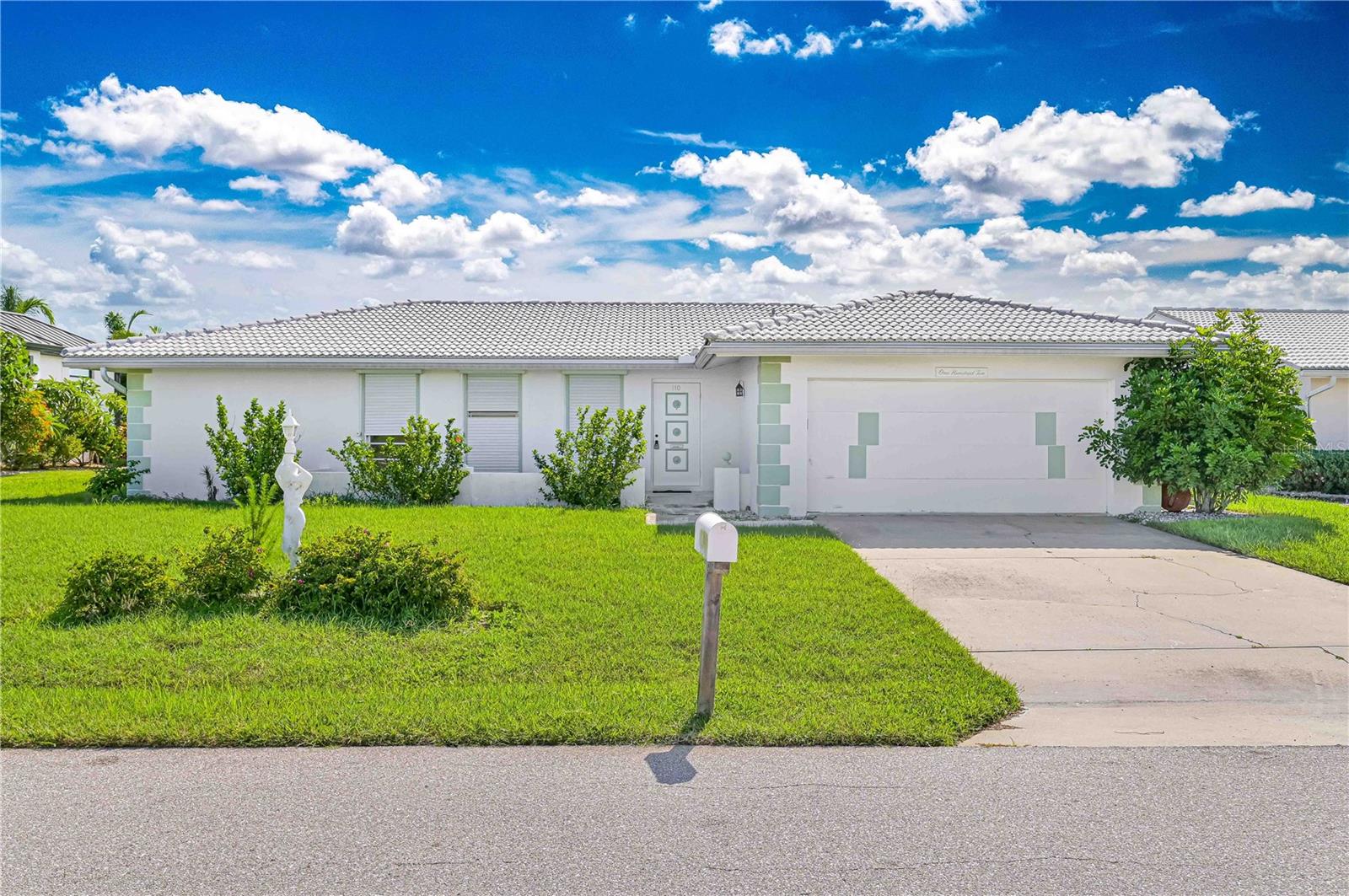 110 Hibiscus Dr, Punta Gorda, FL 33950