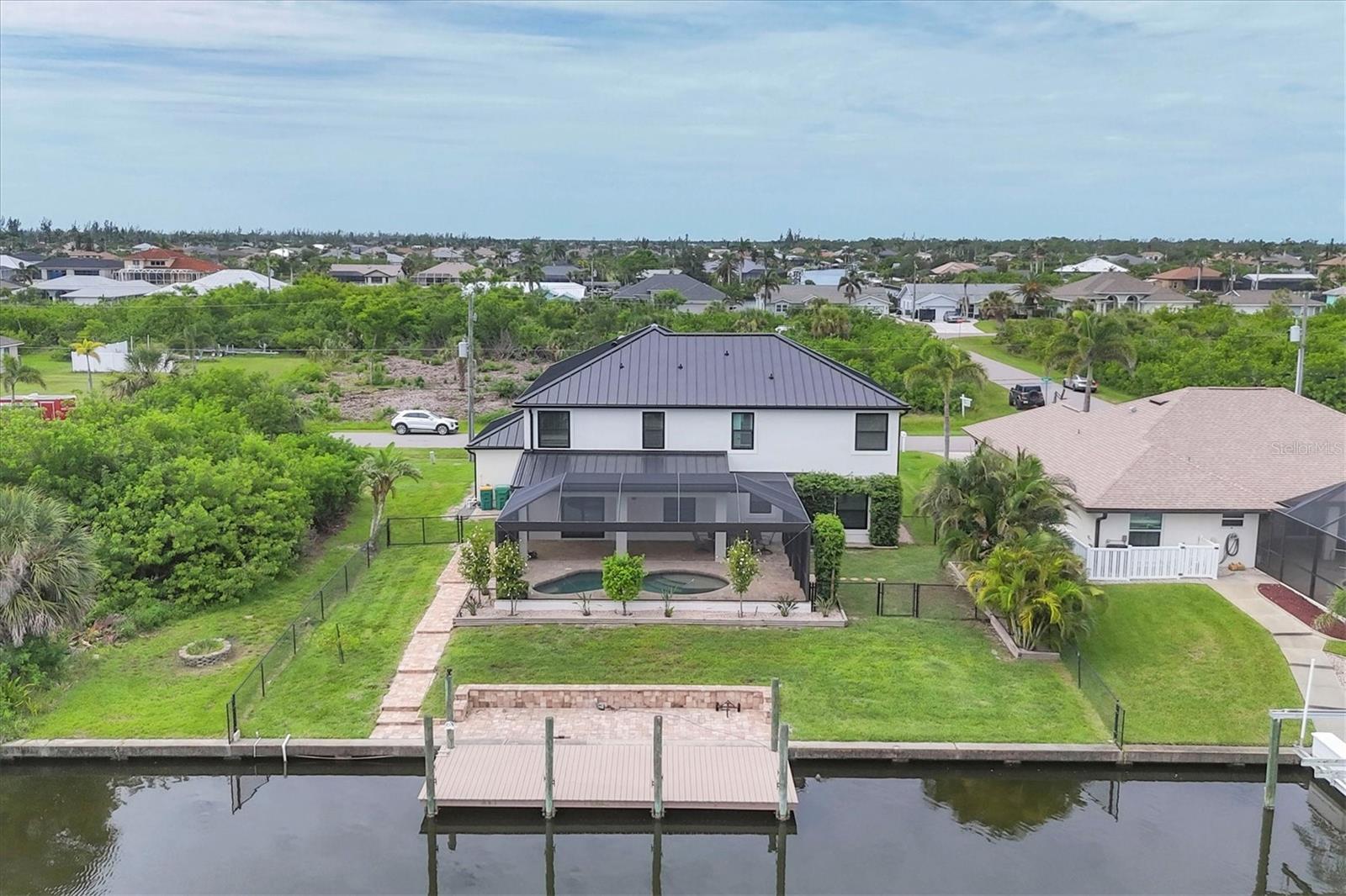 15530 Aqua Cir, Port Charlotte, FL 33981
