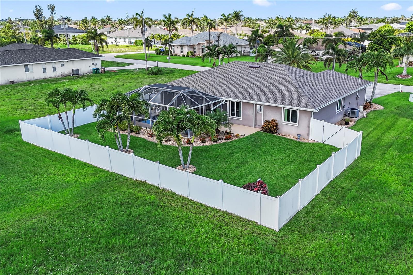 2857 Sw 25th Ave, Cape Coral, FL 33914
