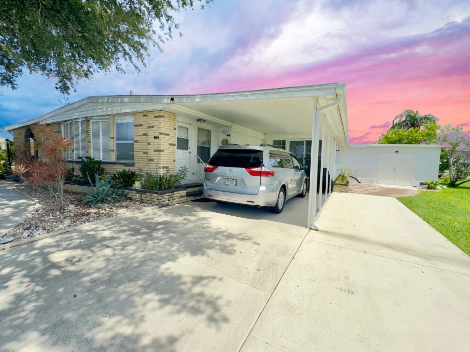 580 Fairmount Dr, North Port, FL 34287