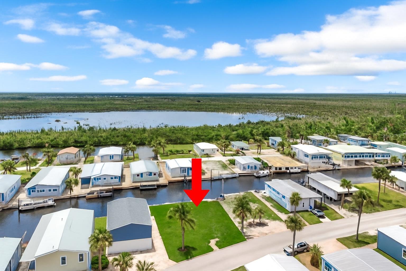 17841 Peppard Dr, Fort Myers Beach, FL 33931