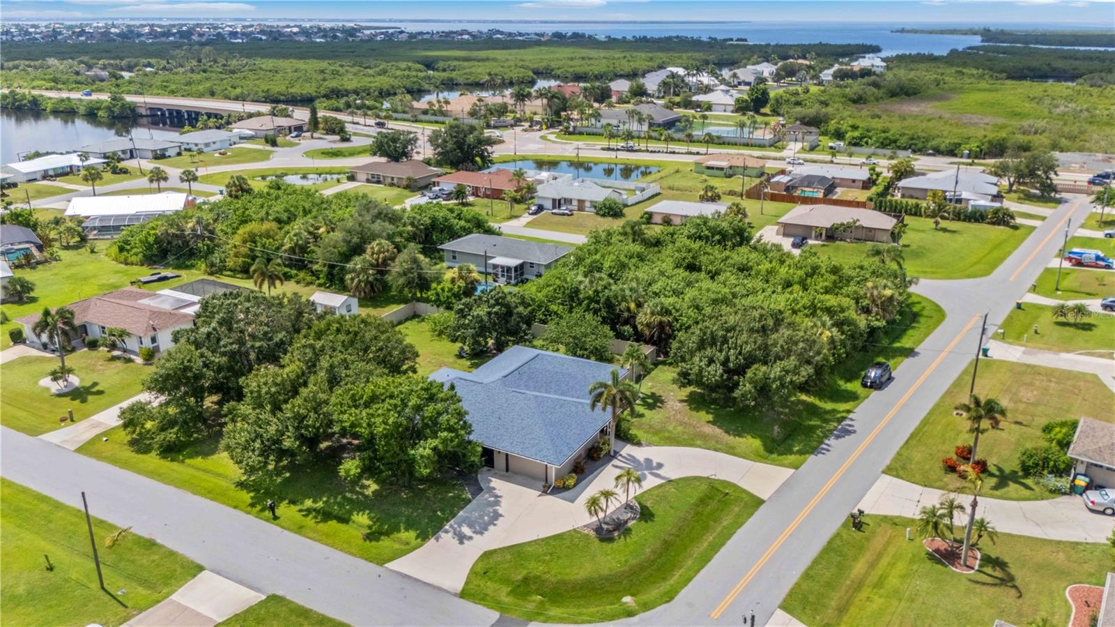 131 Spring Lake Blvd Nw, Port Charlotte, FL 33952