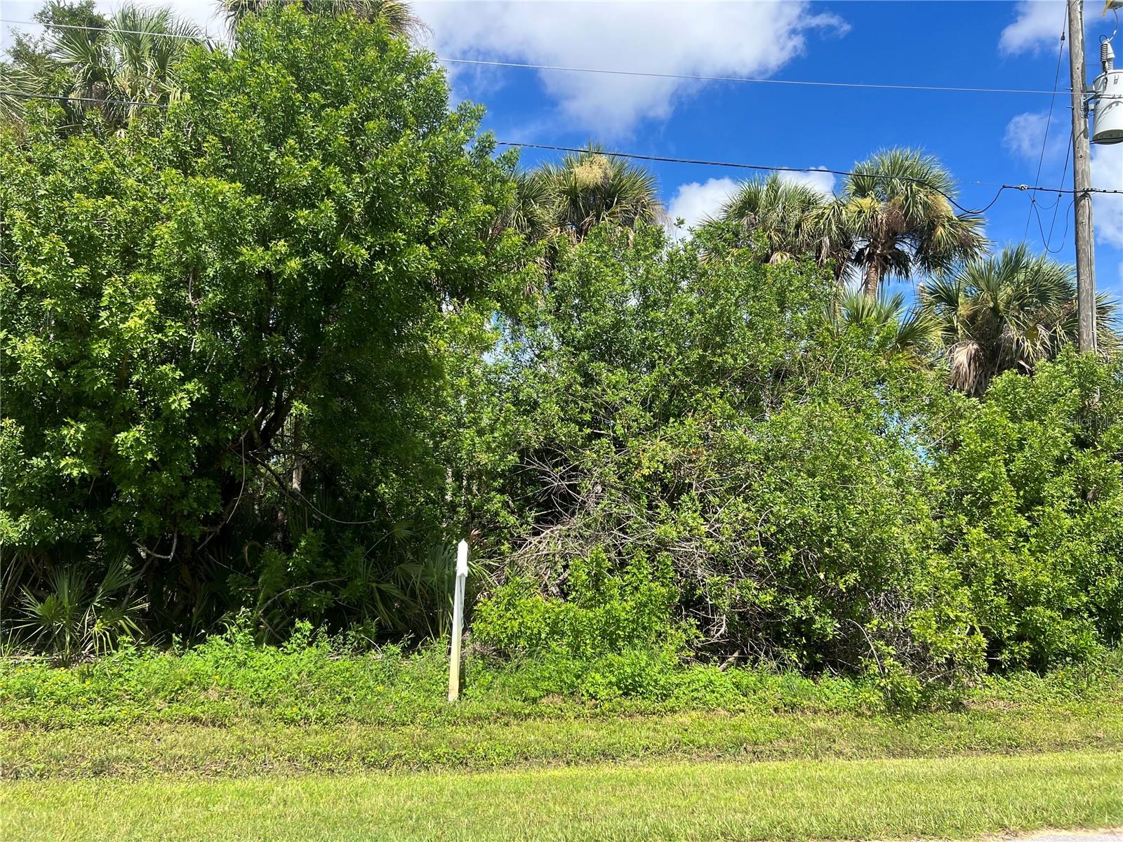 114 Byron Ct, Rotonda West, FL 33947