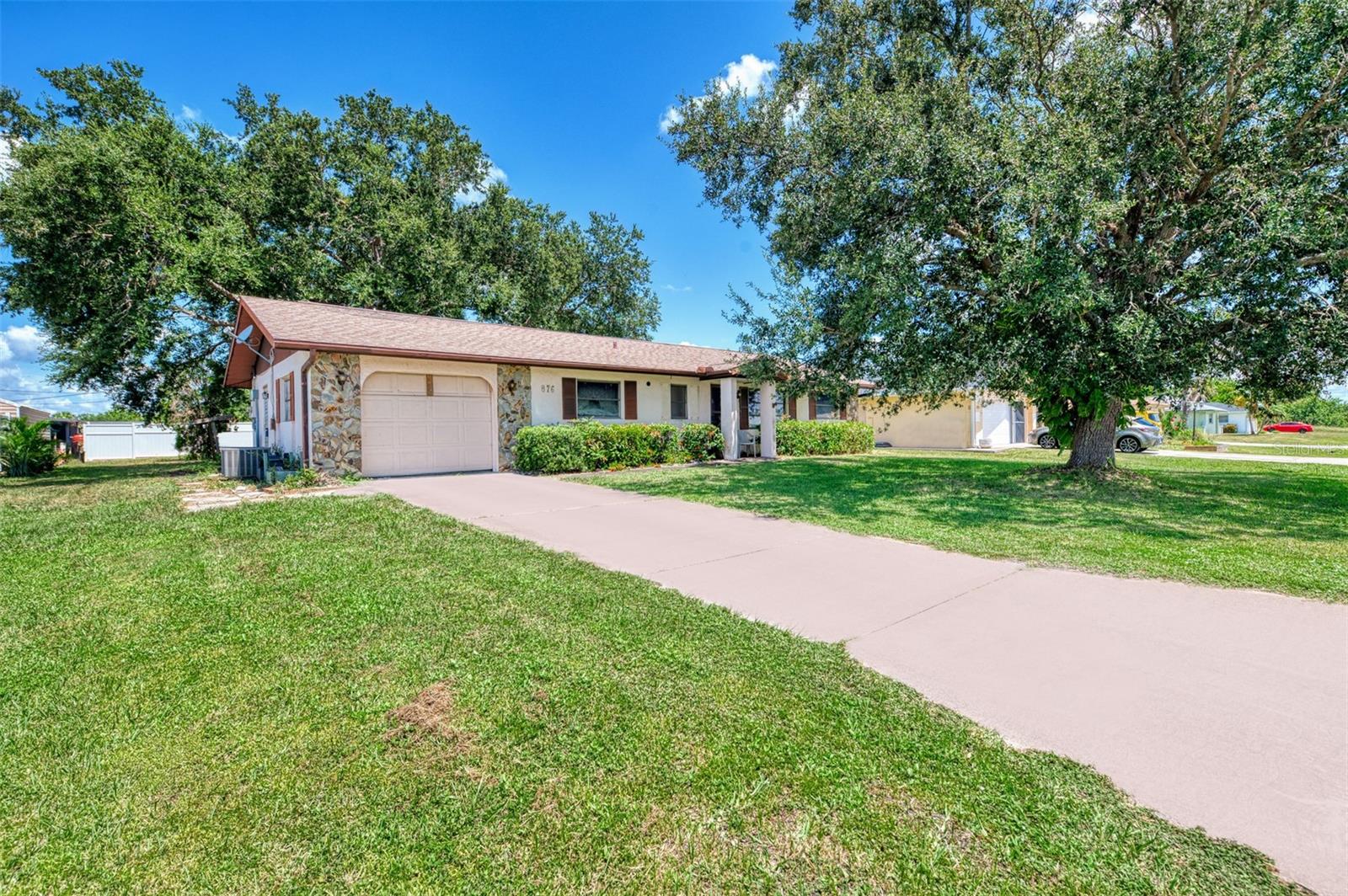 876 Linnaen Ter Nw, Port Charlotte, FL 33948