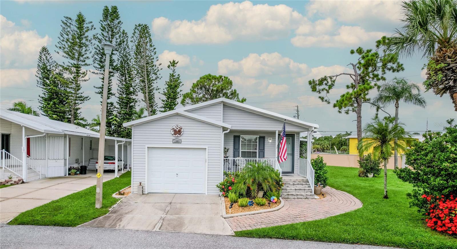 2100 Kings Hwy #1005, Port Charlotte, FL 33980