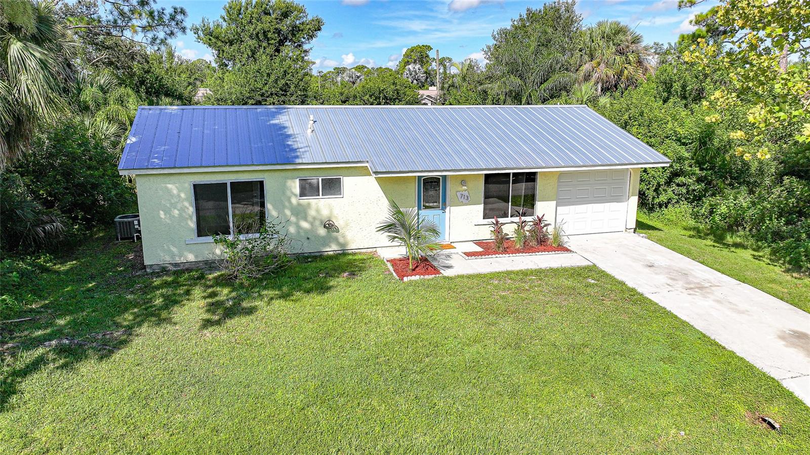 713 Merrick Ln Nw, Port Charlotte, FL 33948