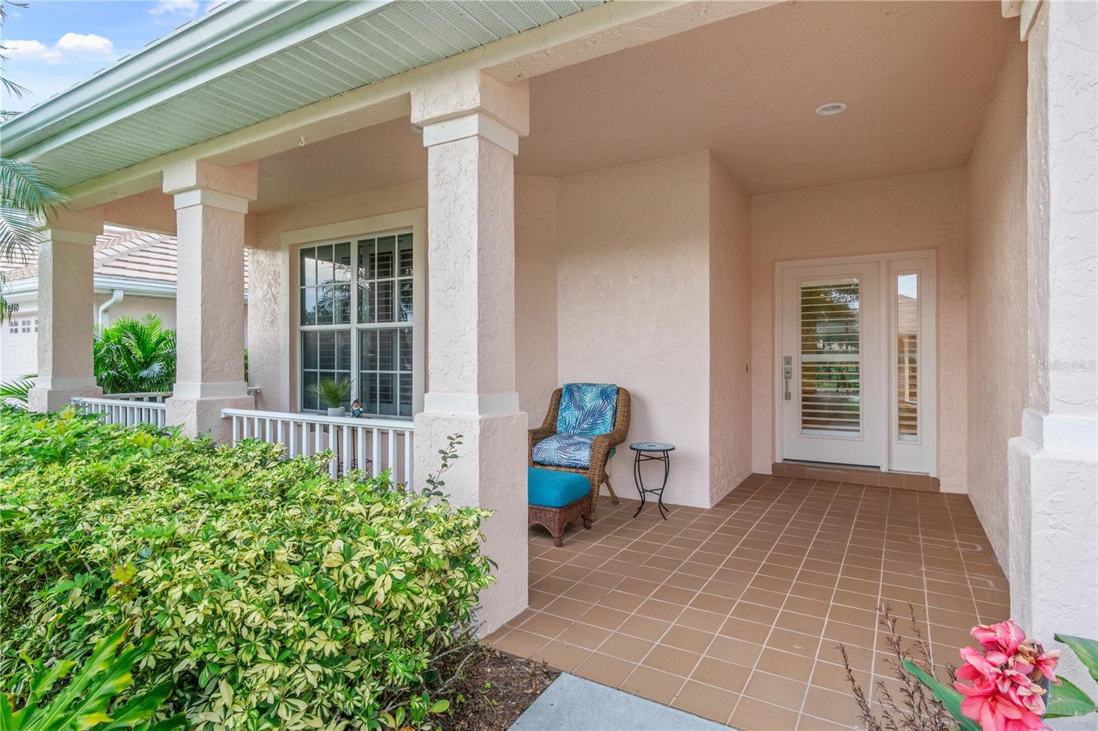 2890 Whispering Pine Ln, North Port, FL 34287
