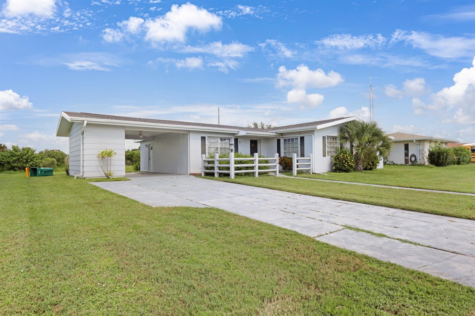 2219 Beacon Dr, Port Charlotte, FL 33952