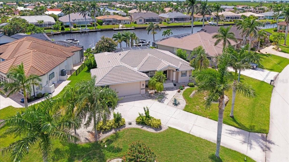 527 Saint Girons Ct, Punta Gorda, FL 33950