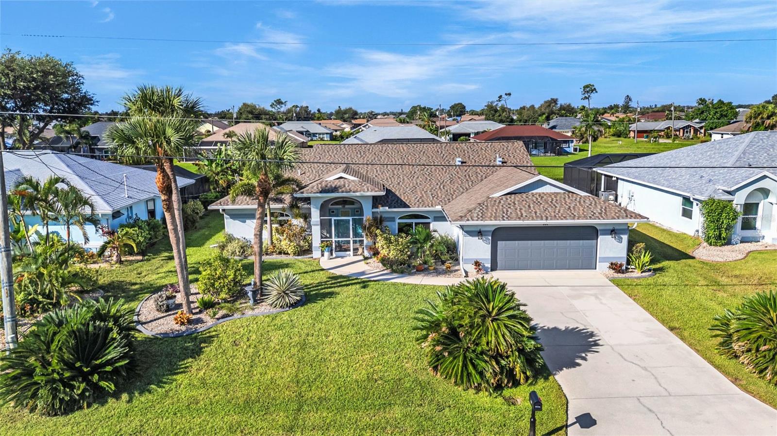 101 Fairway Rd, Rotonda West, FL 33947