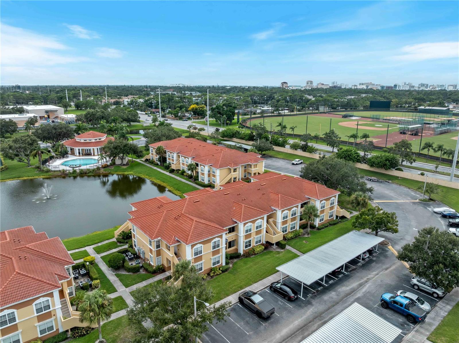 1120 Villagio Cir #202, Sarasota, FL 34237
