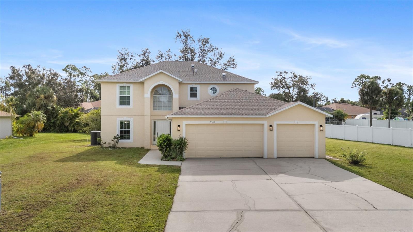 5300 Sister Ter, North Port, FL 34286