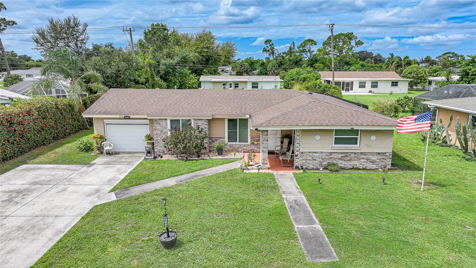 3119 Pinetree St, Port Charlotte, FL 33952