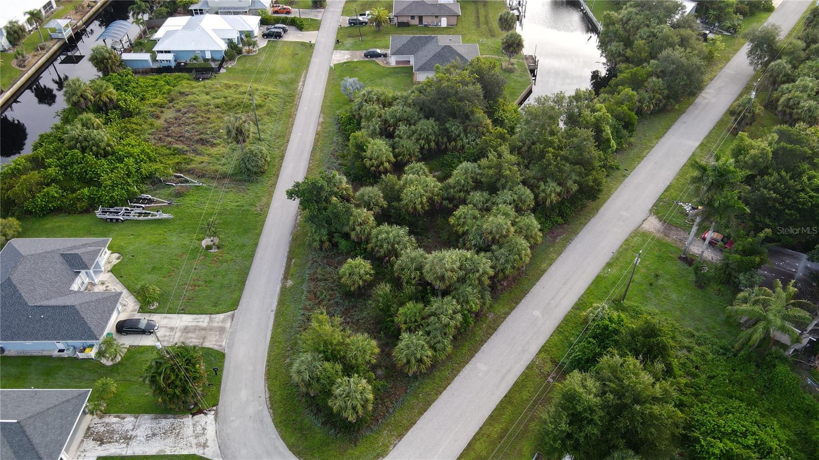 2068 Palm Harbor Ter, Punta Gorda, FL 33982